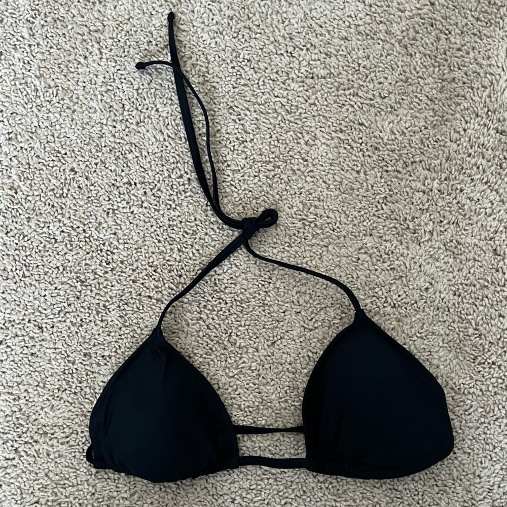 Aerie Triangle Bikini Top in True Black, Size Medium
